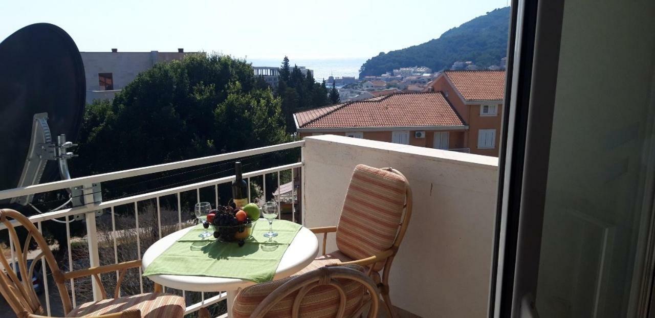 Apartmani Neda Bane Petrovac Exterior photo